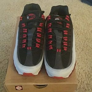 Nike womens  air max